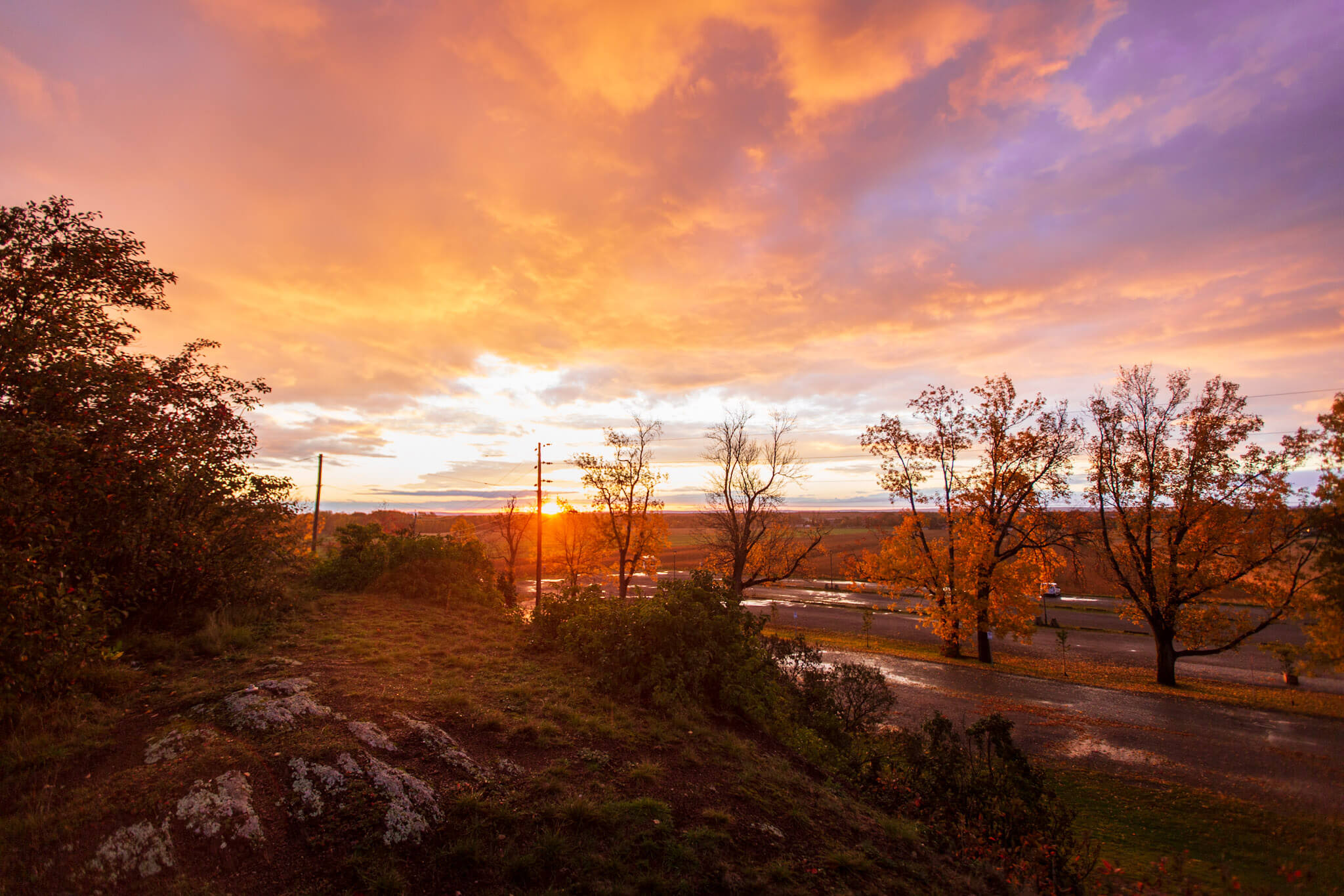 The Berthier-sur-Mer marina RV overnight paid parking lot