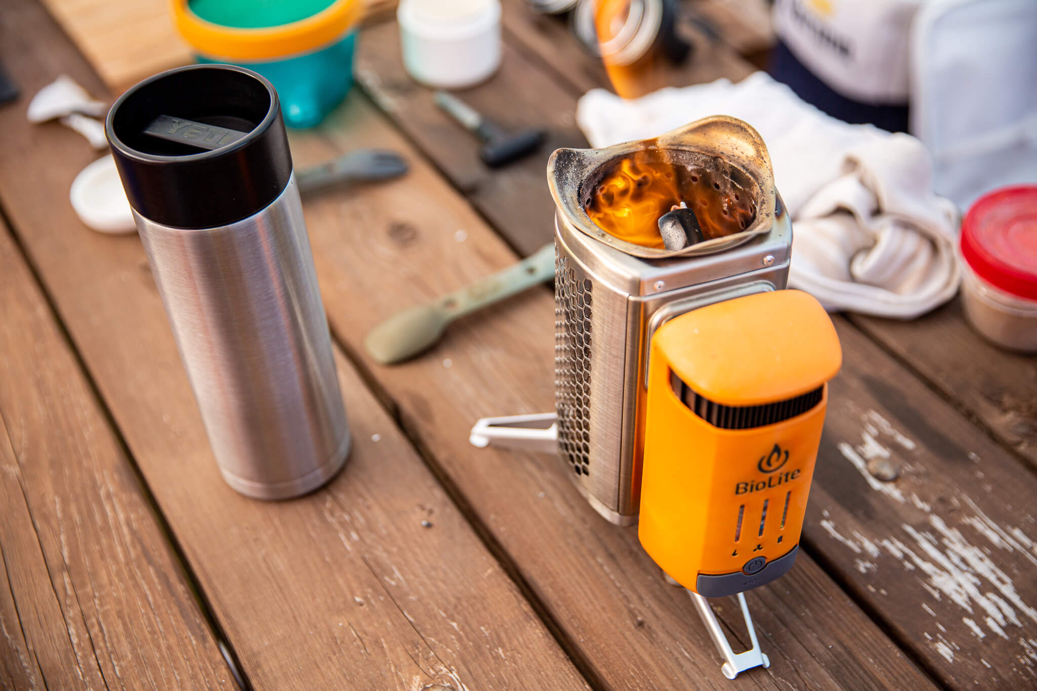 Using the BioLite CampStove 2 to boil water for coffee