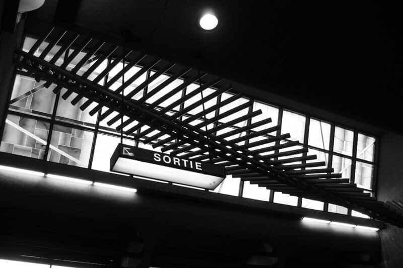 Vendôme subway station interior detail