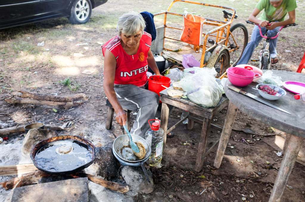Freshly cooked panuchos in Yaxcopoil
