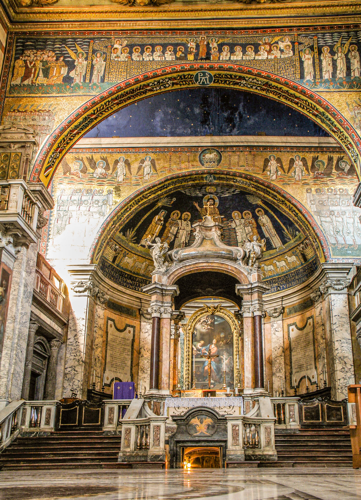 Early mosaic arches in Santa Prassede in Rome