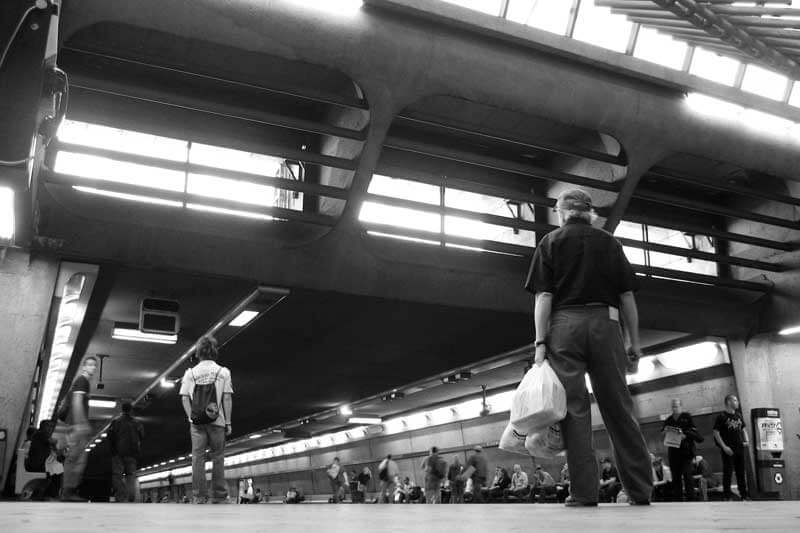 Vendôme subway station interior