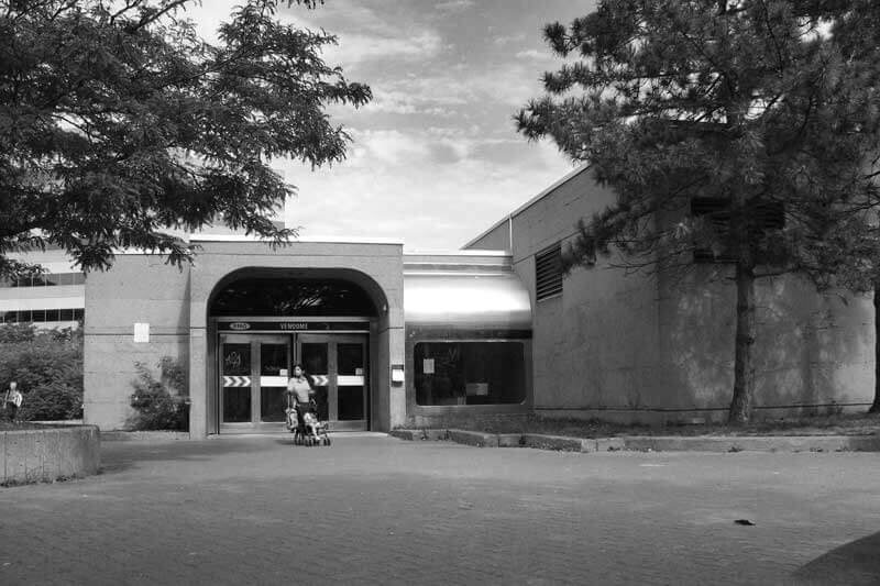 Vendôme subway station exterior in Montreal