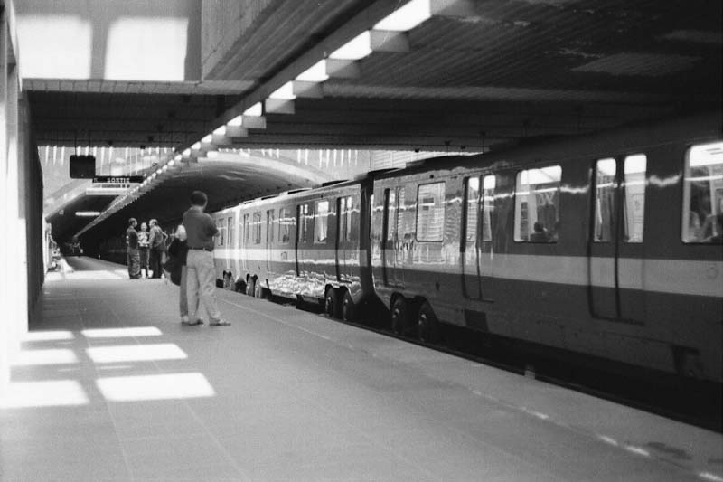Prefontaine subway station interior