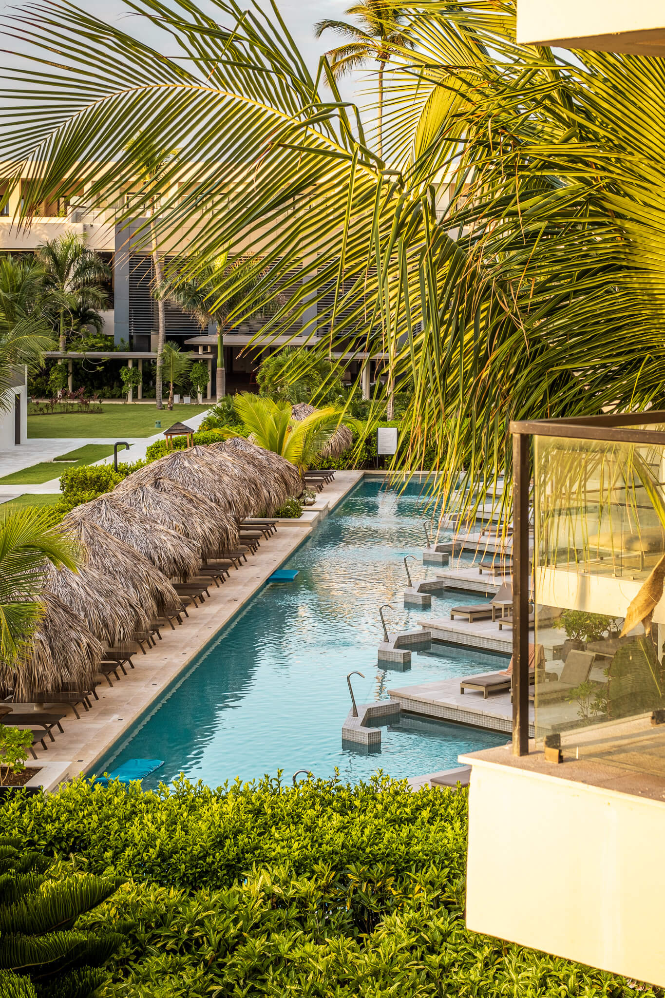 Swim-up suites at Excellence El Carmen
