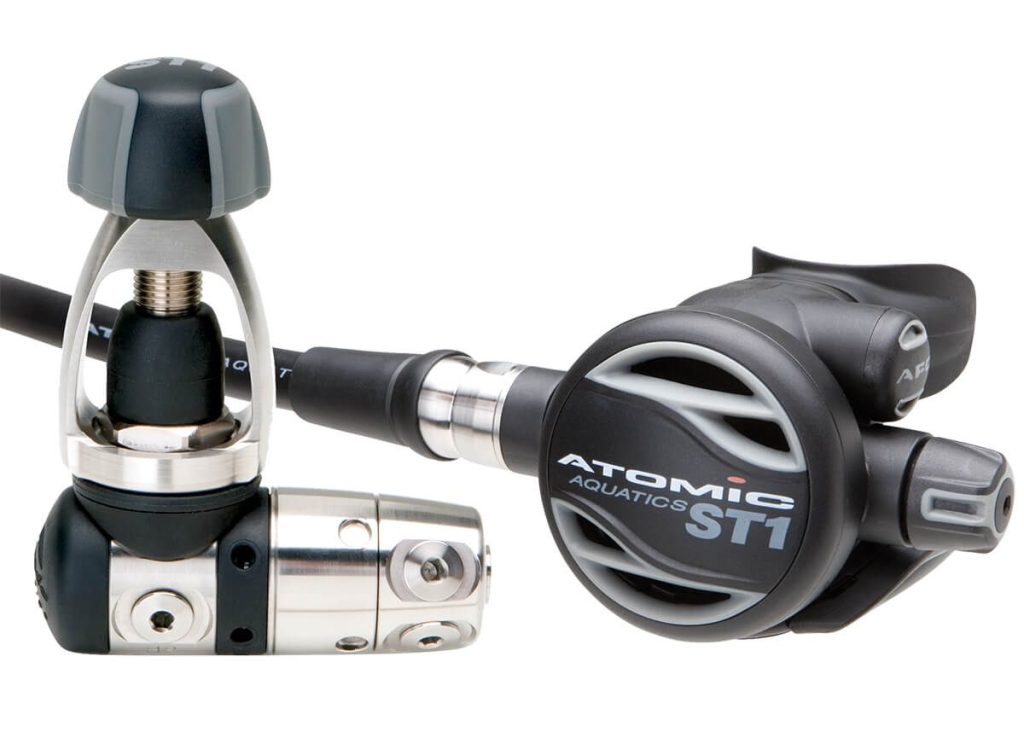The Atomic Aquatics ST1 regulator set